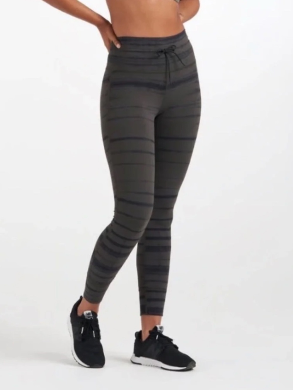 Vuori Daily Legging Dark Oregano Shibori Stripe